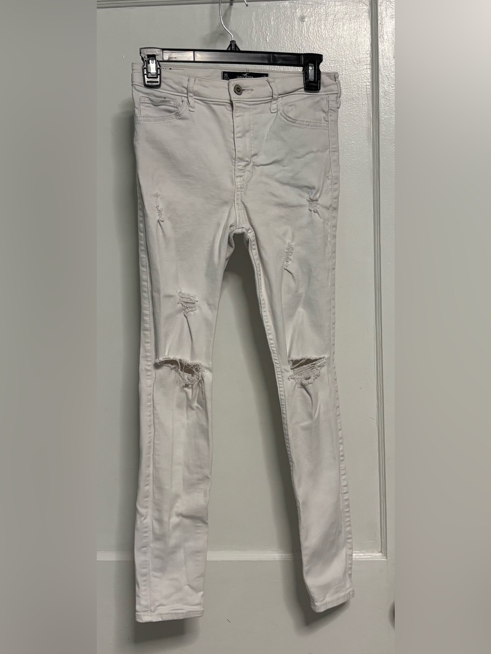 Hollister White Distressed High-Rise Super Skinny Jeans